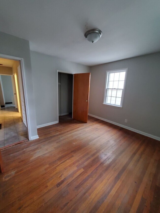 Foto del edificio - 1636 St.Elmo Ave NE