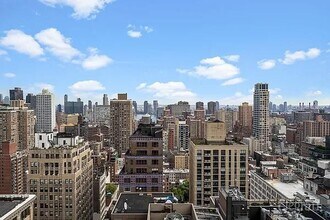 Building Photo - 30 E 29th St