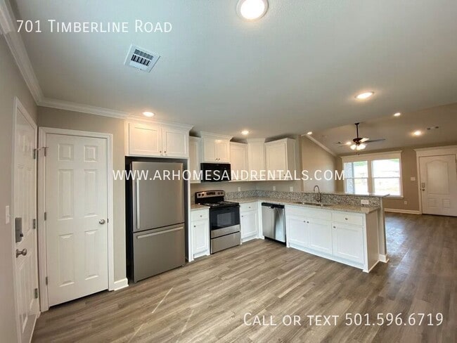 Building Photo - 701 Timberline Rd
