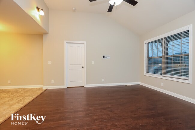 Foto del edificio - 525 Magnolia Dr
