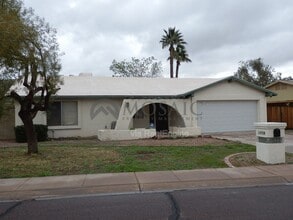 Building Photo - 4338 E Alta Mesa Ave