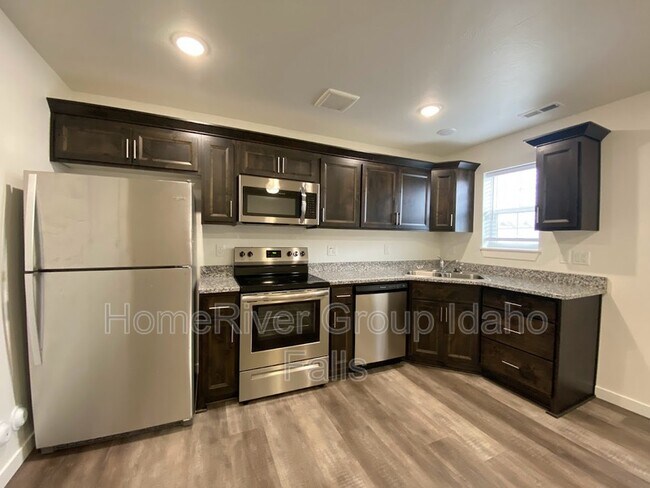 Foto del edificio - 516 Trails End
