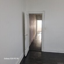 Building Photo - 93-18 240th St