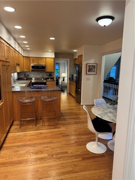 Foto del edificio - 704 Mariner Cir
