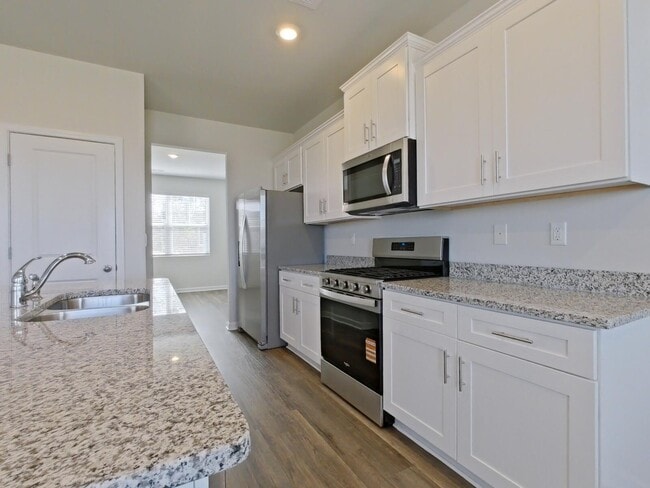 Building Photo - 937 Raghorn Rd