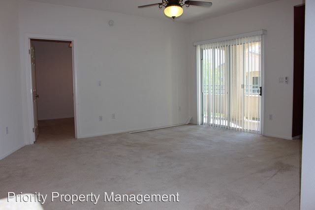 Foto del edificio - 2291 W Horizon Ridge Pkwy
