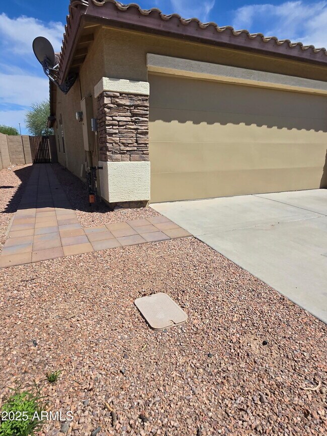 Foto del edificio - 5295 S Dove Rock