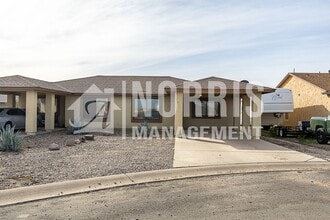 Building Photo - 10179 W Durango Cir