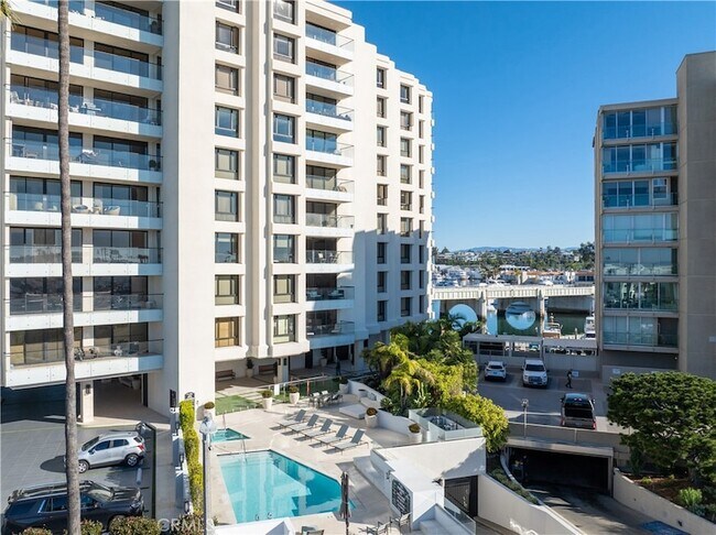 Foto del edificio - 601 Lido Park Dr