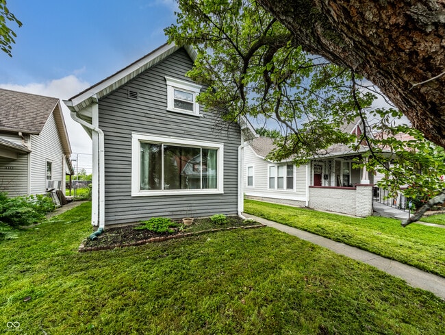 Building Photo - 1418 Olive St
