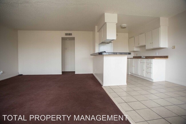 Building Photo - 520 Calcaterra Cir