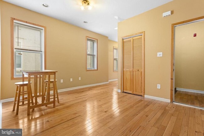 Building Photo - 1237 W Allegheny Ave