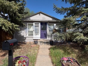 Building Photo - 811 S 23rd St