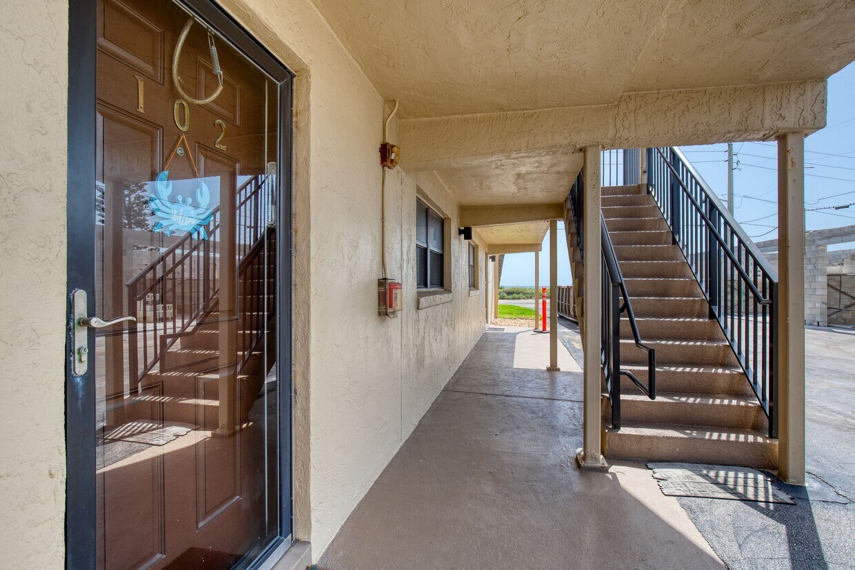 2100 Ocean Shore Blvd, Ormond Beach, FL 32176 Condo for Rent in