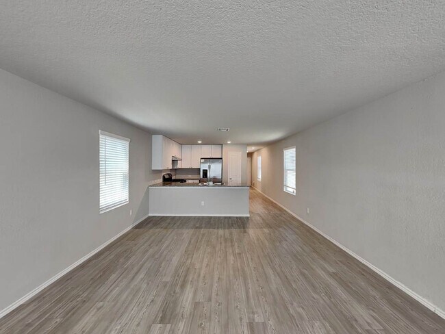 Foto del edificio - 4240 Thalweg Way