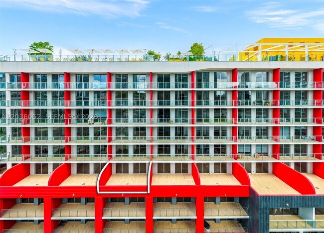 Foto del edificio - 90 NE 32nd St