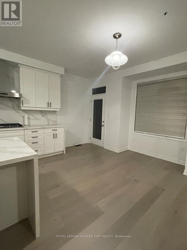 Building Photo - 3088 Paperbirch Trl