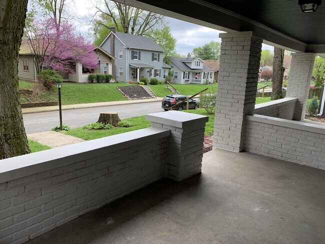 Building Photo - 4468 Carrollton Ave