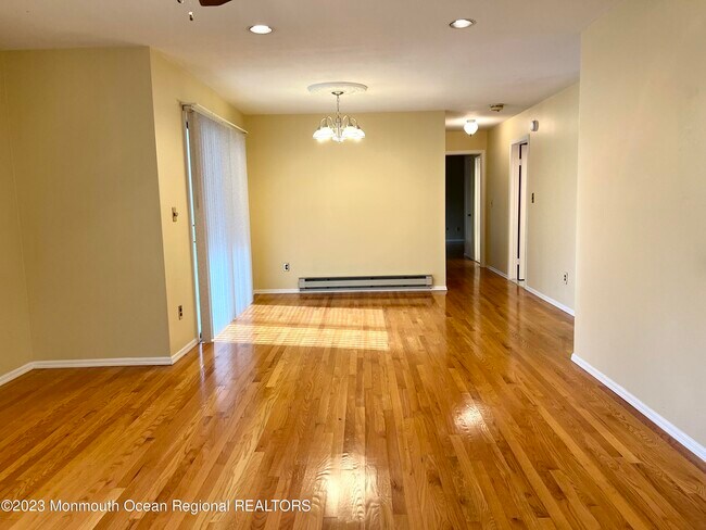 Foto del edificio - 156 Cross Slope Ct