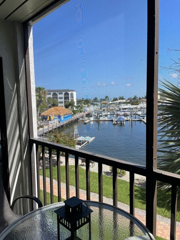 Foto principal - Fully Furnished 2 Bedroom-1 Bath Anglers C...