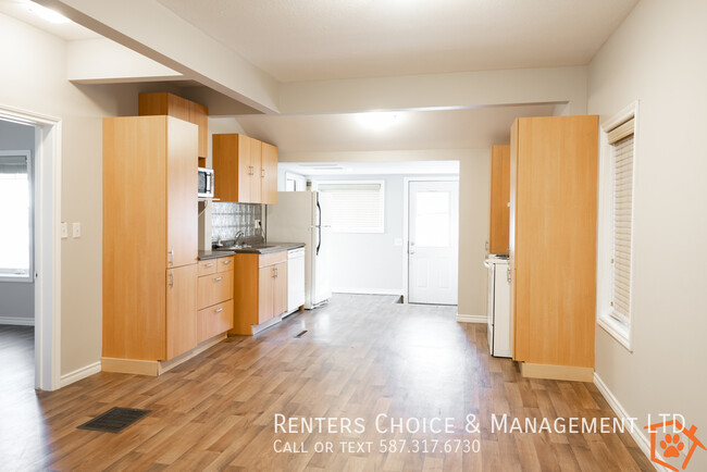 Photo du bâtiment - Pet Friendly House with Fenced Yard