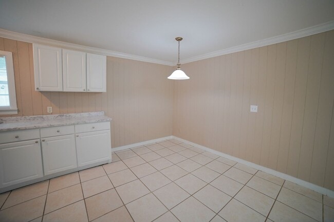 Building Photo - 3424 Orlando Dr