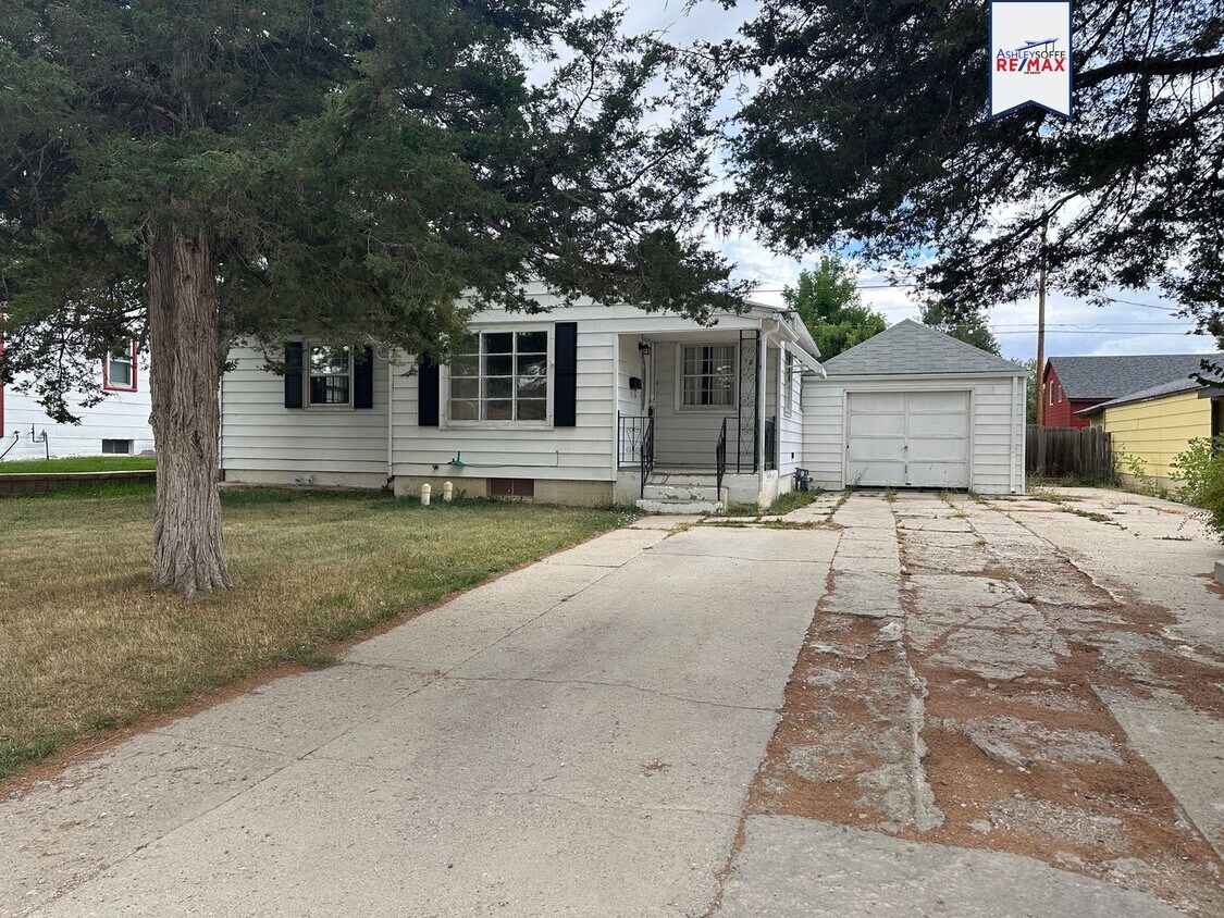 1814 Westridge Cir, Casper, WY 82604 House Rental in Casper, WY