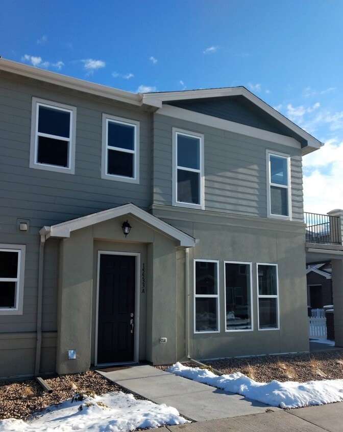 Spectacular 3 BED/2.5 BATH West Arvada Tow... House Rental in Arvada