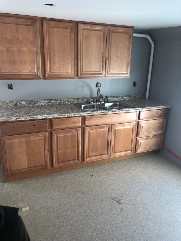 7 Lynn St Unit 9, Norway, ME 04268 Room for Rent in Norway, ME