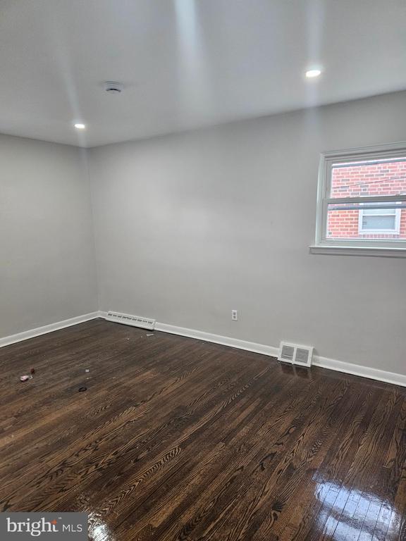 Foto del edificio - 7822 Anita Dr