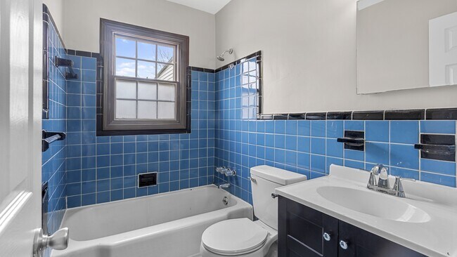 Foto del edificio - 2162 Champaign Rd