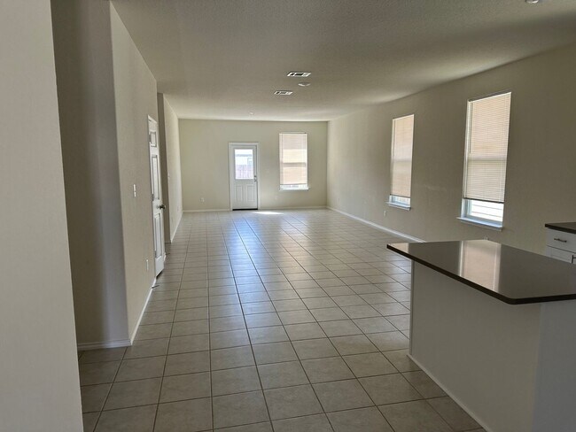 Foto del edificio - Three Bedroom Home in New Braunfels