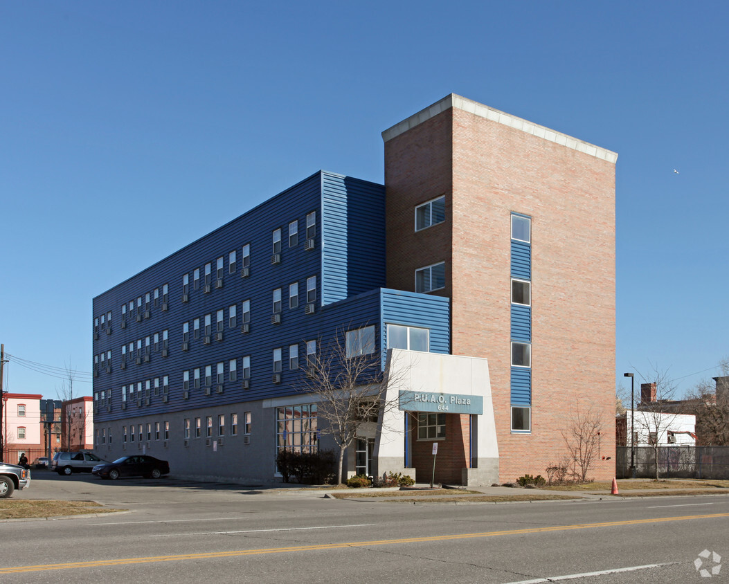 Primary Photo - P.U.A.O. Plaza