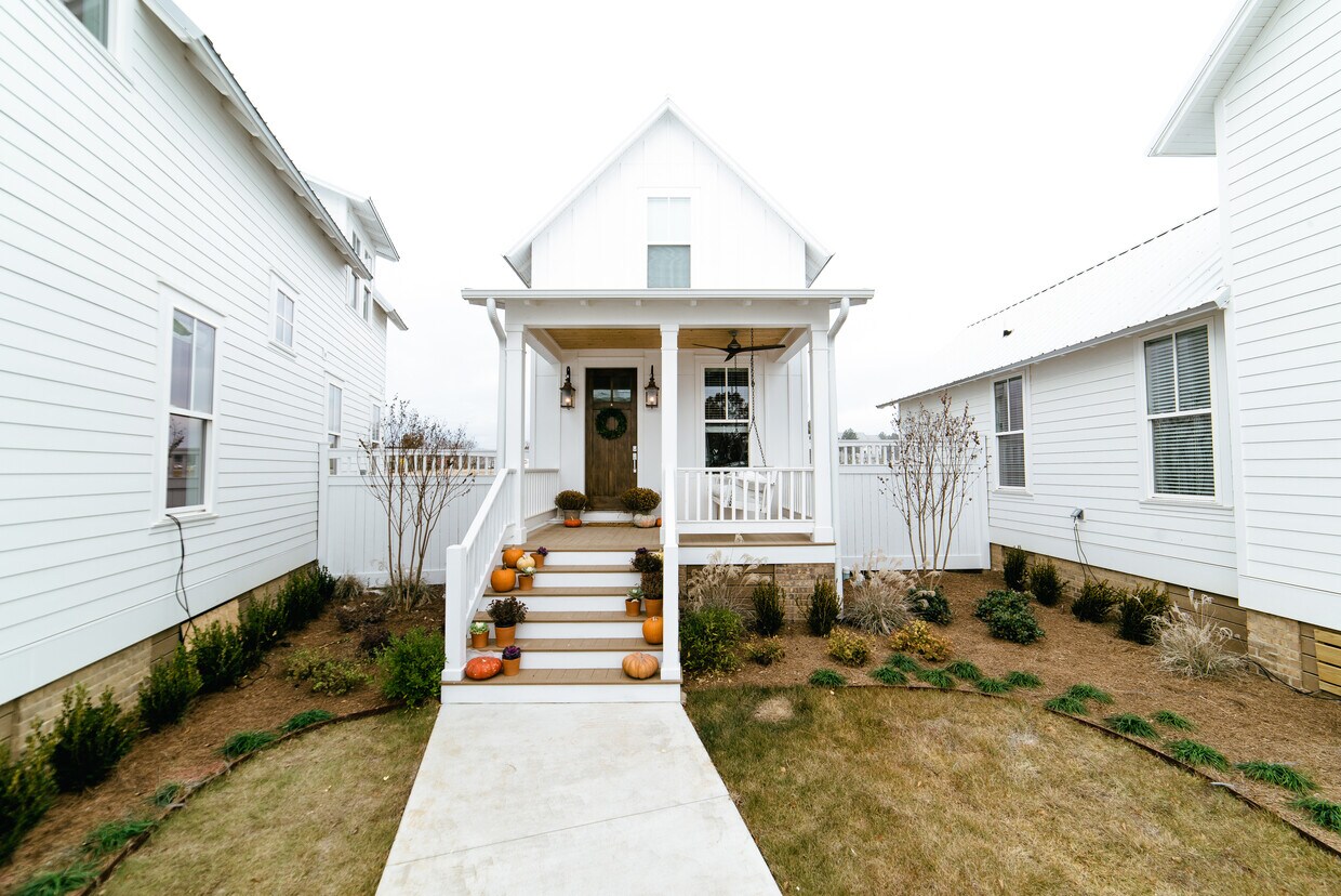 2111 Loretta Parker Lane, Barling, AR 72923 House Rental in Barling