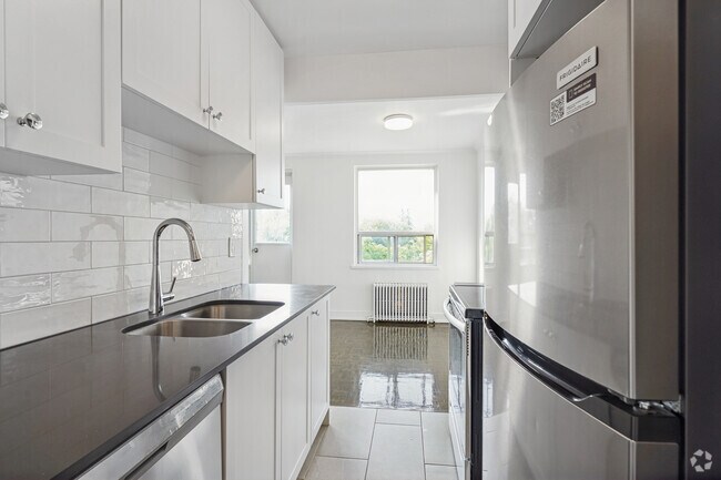 2 chambres, 1 salle de bain - 799 pi² - Cuisine - 286 Finch Avenue W