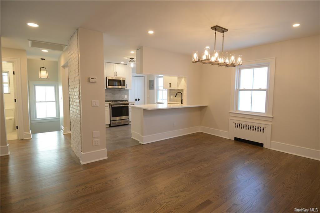 137 Hillside Pl Unit 2 right side, Eastchester, NY 10709 Room for
