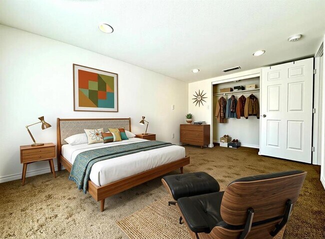 Foto del edificio - 3024 E 12th St