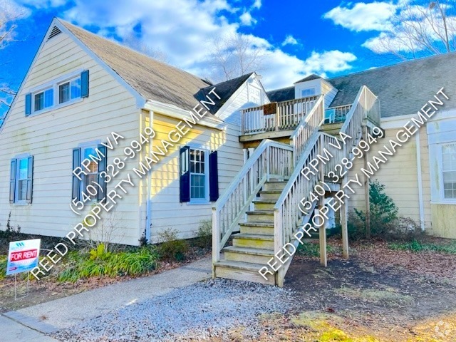 EXTERIOR - 110 Grove St