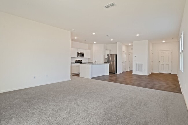 Building Photo - 724 Shepard Rock Dr