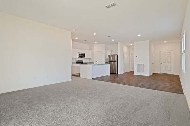 Foto del edificio - 724 Shepard Rock Dr