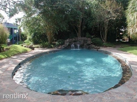 Primary Photo - 2828 Rogerdale Rd