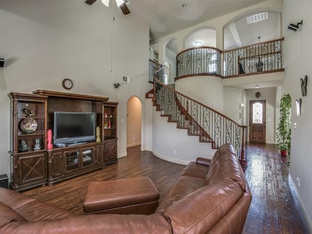 Building Photo - 7647 Amberdale Ln
