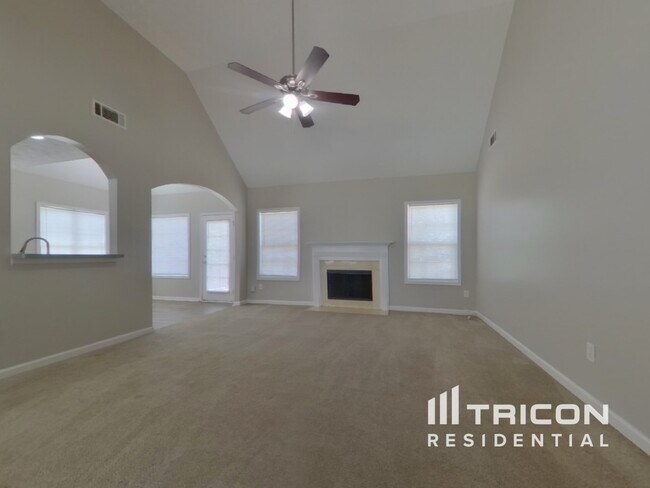 Foto del edificio - 25 Rivercrest Ln