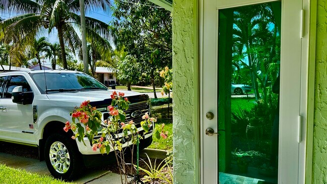 Foto del edificio - 1700 SW 22nd Ave