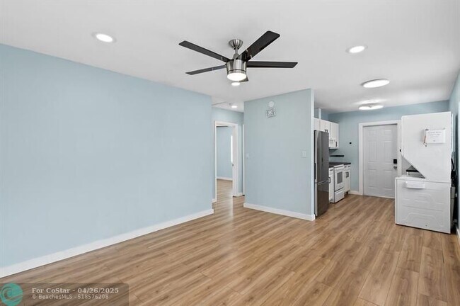 Foto del edificio - 1464 N Dixie Hwy