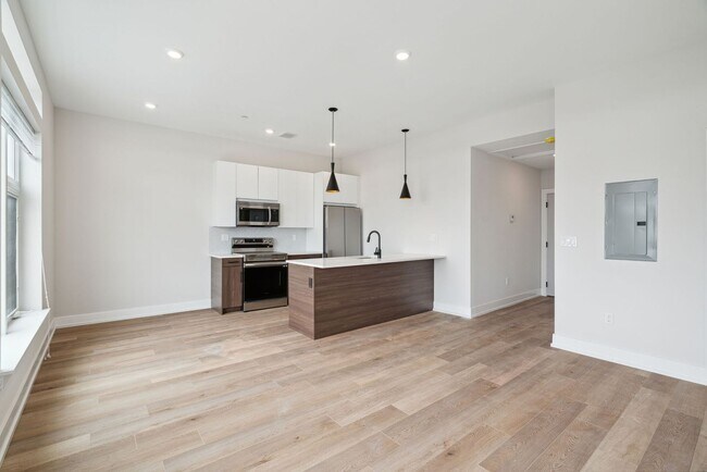 Interior Photo - The Weston