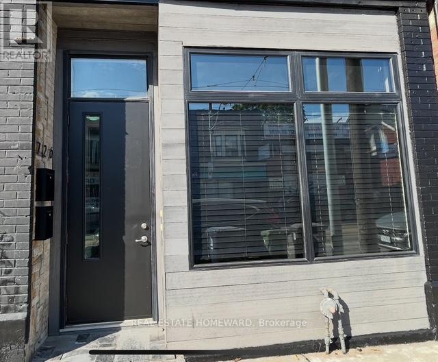 Photo principale - 726 Gerrard St E