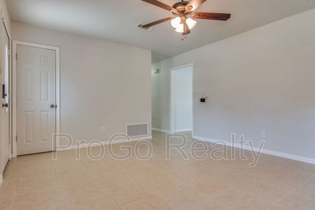 Building Photo - 4468 Angie Ln