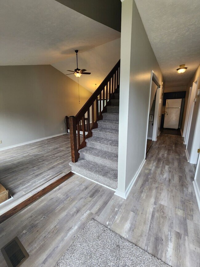 Foto del edificio - Town home for rent