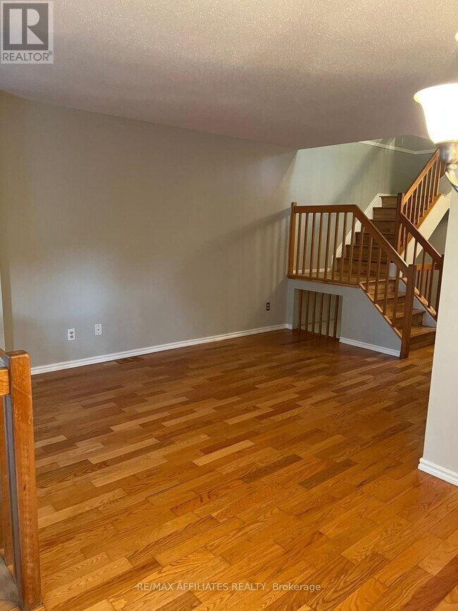 Photo du bâtiment - 61 Rueter St